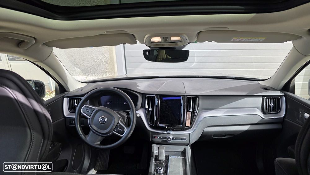 Volvo XC 60 2.0 T6 PHEV Inscription Expression AWD - 4