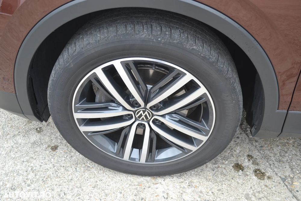 Volkswagen Tiguan 2.0 TDI SCR 4MOTION DSG Elegance - 39