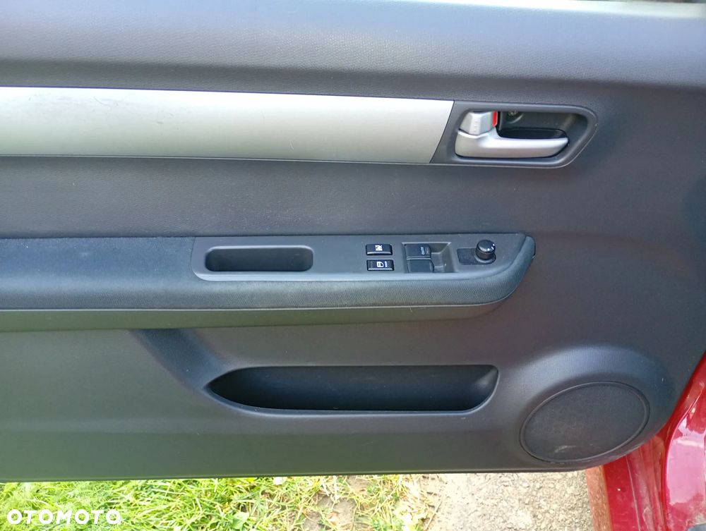 Suzuki Swift - 10