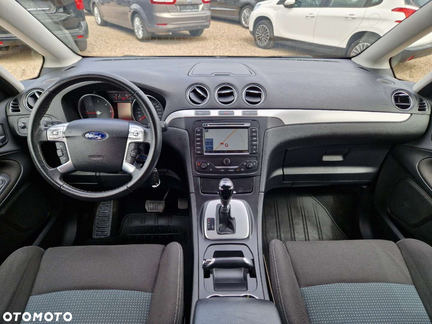 Ford S-Max - 7