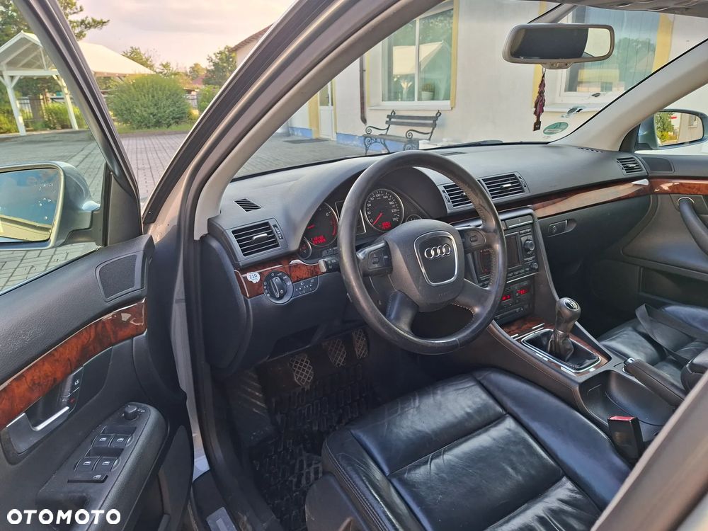 Audi A4 Limousine 1.8T - 11