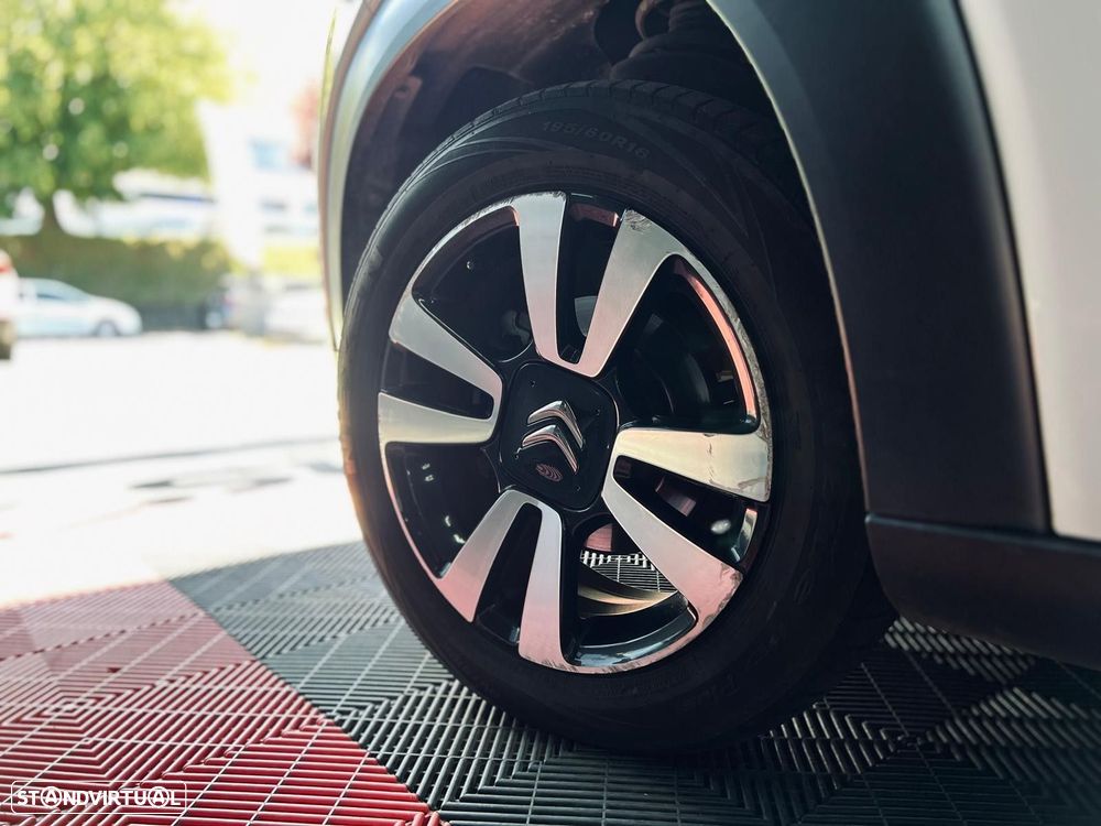 Citroën C3 Aircross 1.5 BlueHDi Shine S&S - 17