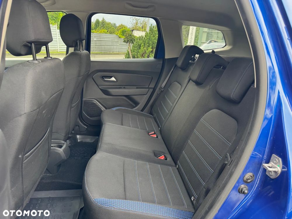 Dacia Duster 1.0 TCe SL Celebration - 13