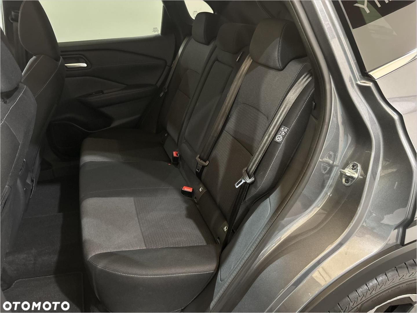 Nissan Qashqai 1.3 DIG-T mHEV N-Connecta Xtronic - 12