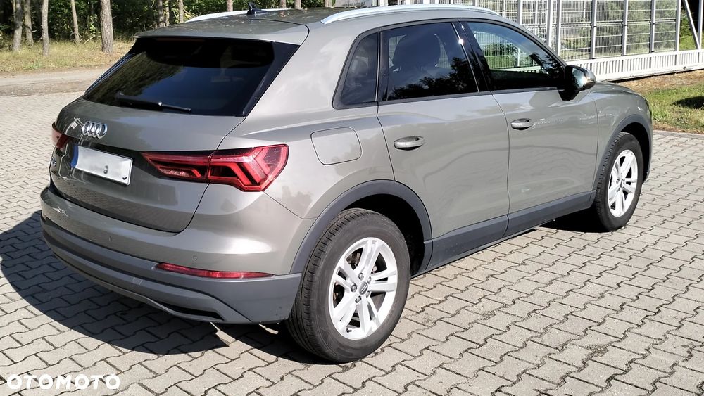 Audi Q3 2.0 TDI S tronic - 9