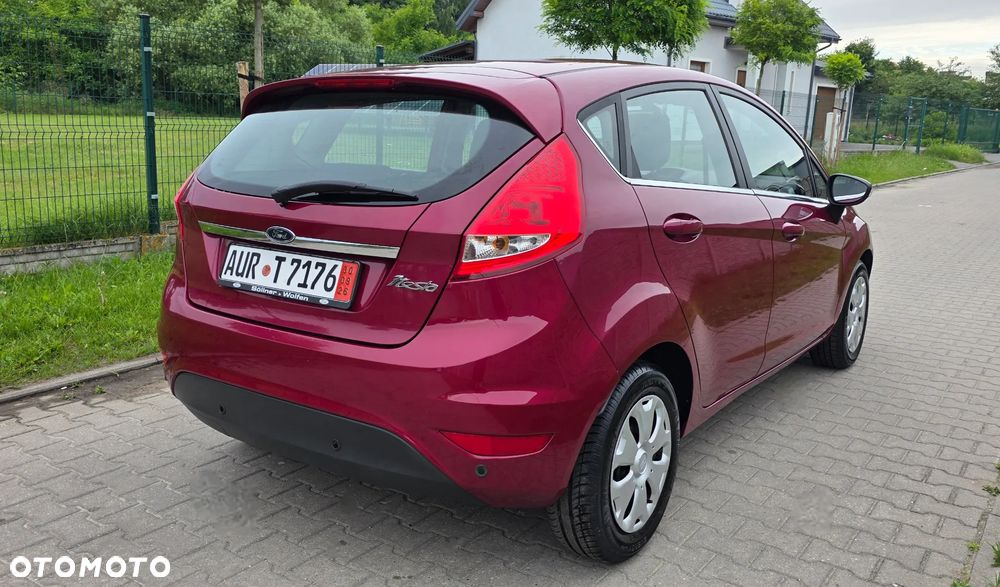 Ford Fiesta 1.25 Titanium - 10
