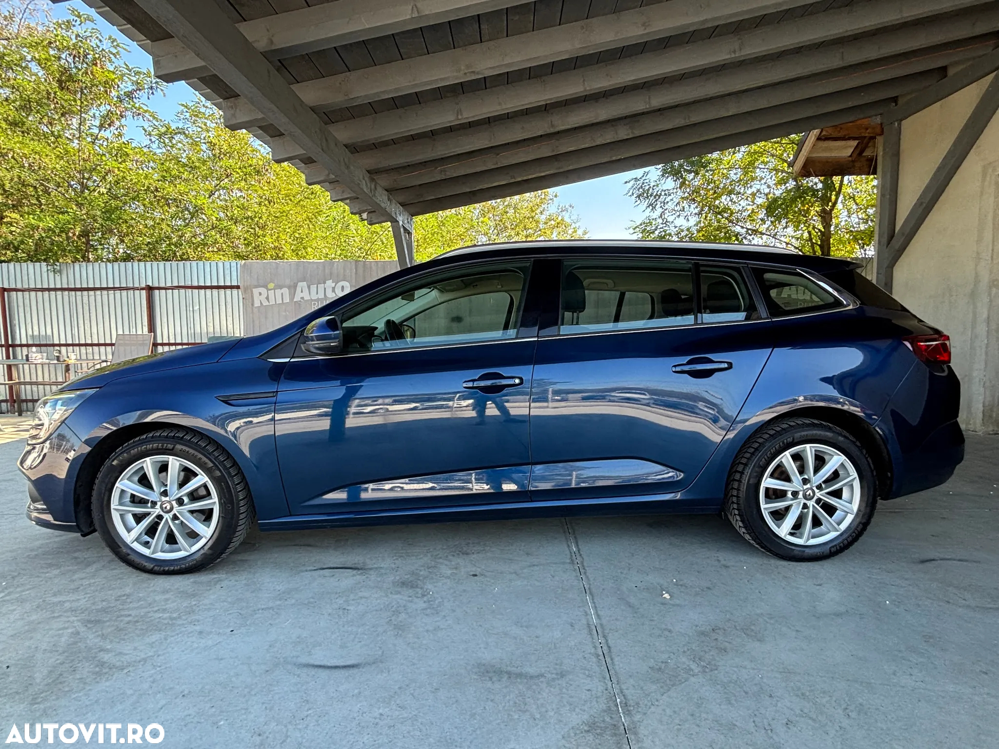 Renault Megane BLUE dCi Business - 8
