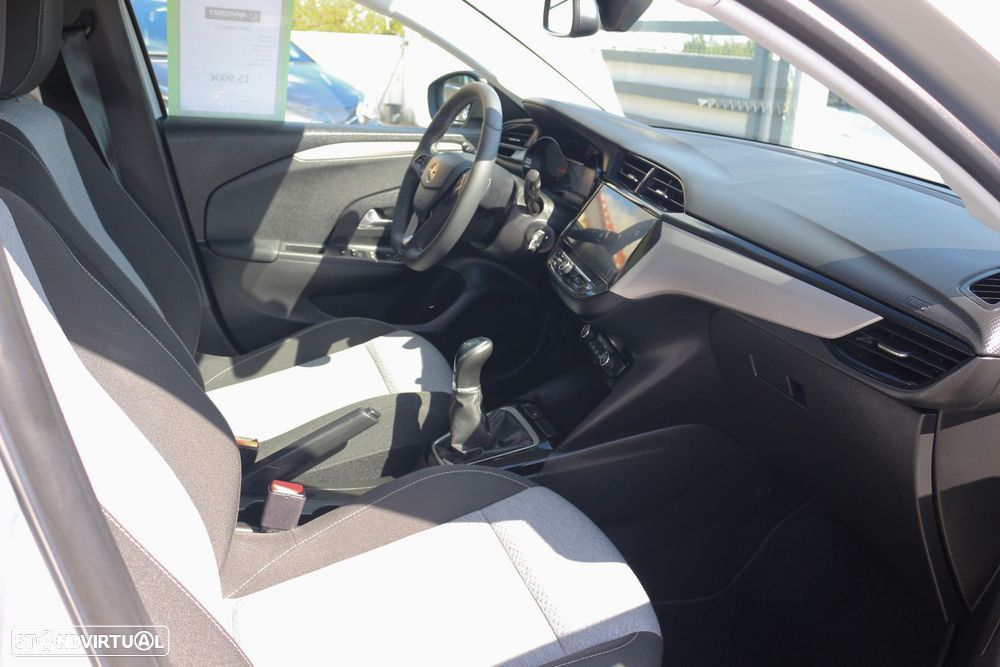 Opel Corsa 1.2 - 37