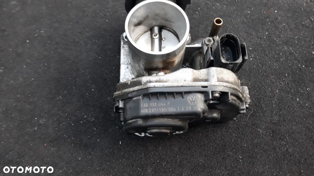 PRZEPUSTNICA DOLOTOWA AUDI VW SKODA 030133064F 058133063 - 1