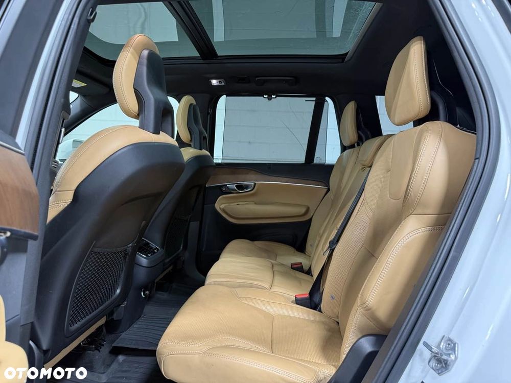 Volvo XC 90 - 14