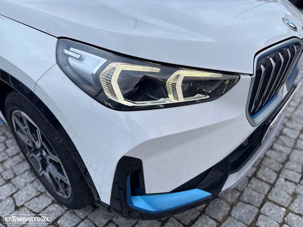 BMW iX1 xDrive30 xLine - 15