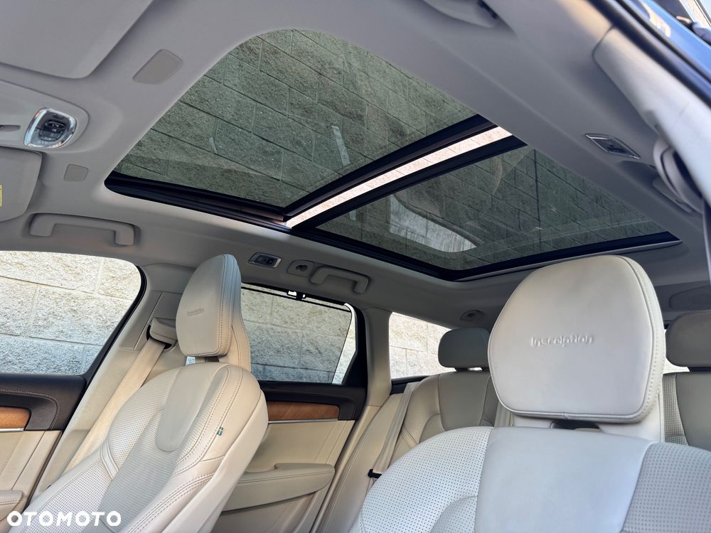 Volvo V90 D4 SCR AWD Inscription - 26