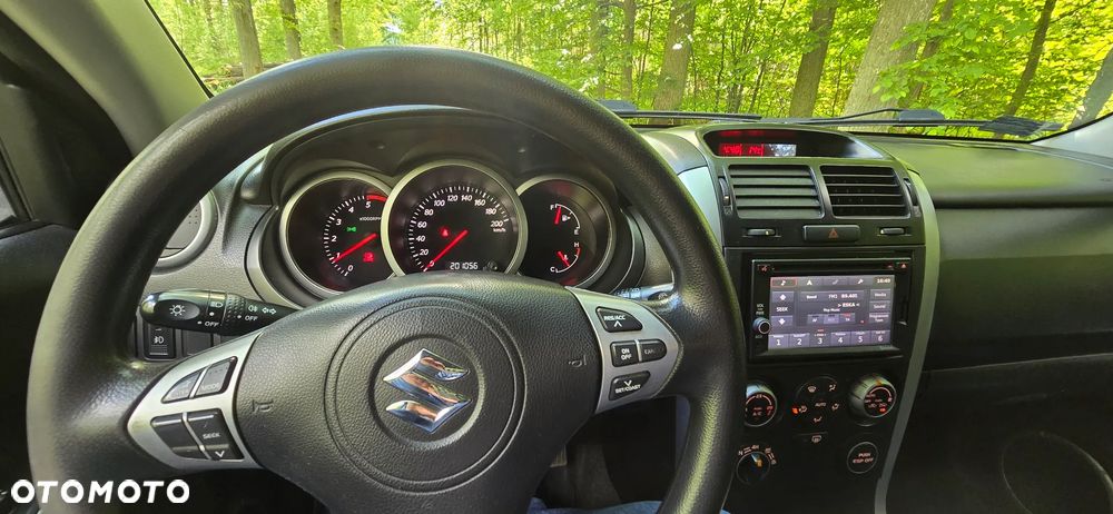 Suzuki Grand Vitara 1.9 DDiS - 19