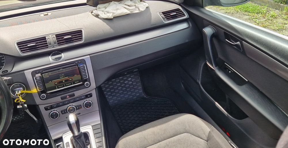 Volkswagen Passat 2.0 TDI Highline DSG - 11
