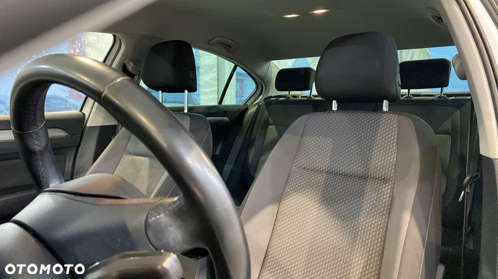 Volkswagen Passat 2.0 TDI EVO Essence - 11