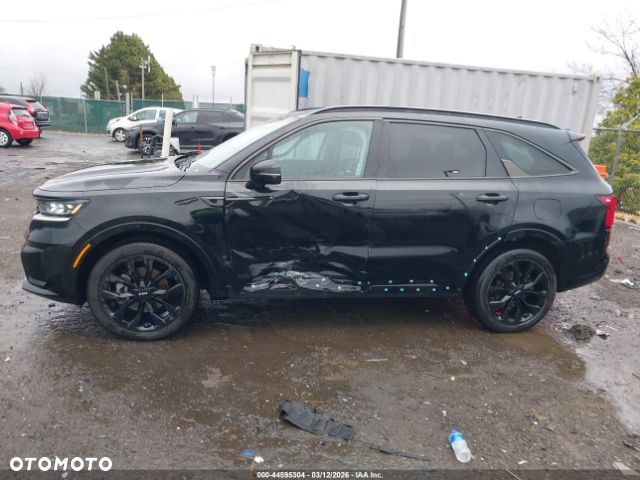 Kia Sorento - 10