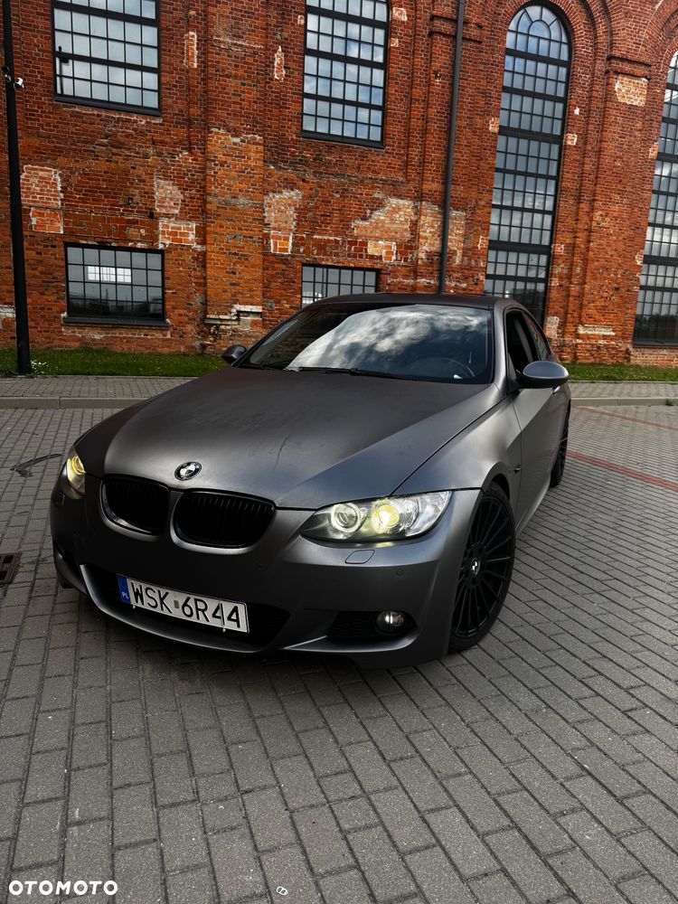 BMW Seria 3 325i - 3