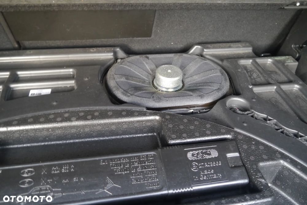 Opel Astra 1.4 Turbo Exklusiv - 38