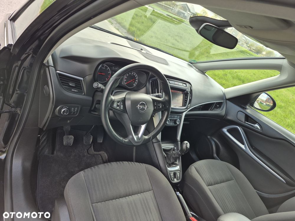 Opel Zafira Tourer 1.4 Turbo Business Innovation - 19