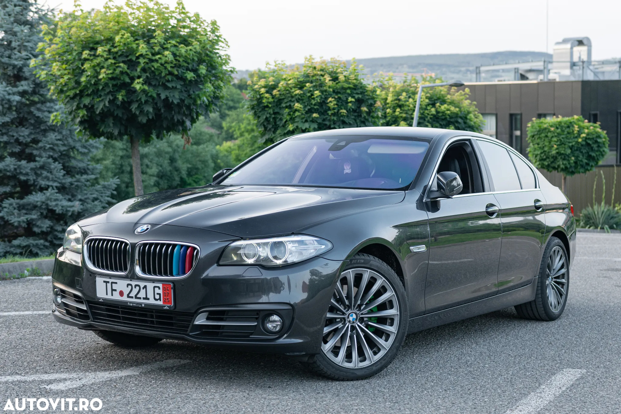 BMW Seria 5 520d Aut. Sport Line - 22