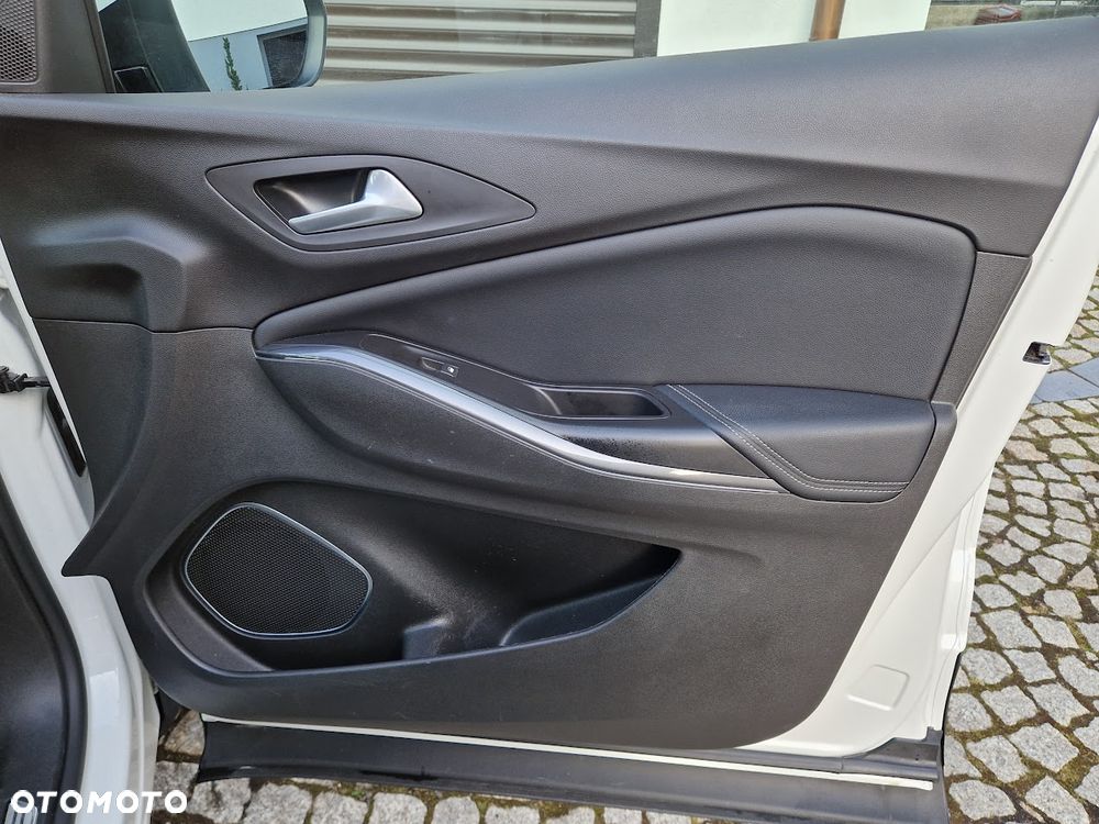 Opel Grandland X 1.2 Start/Stop Business Edition - 28