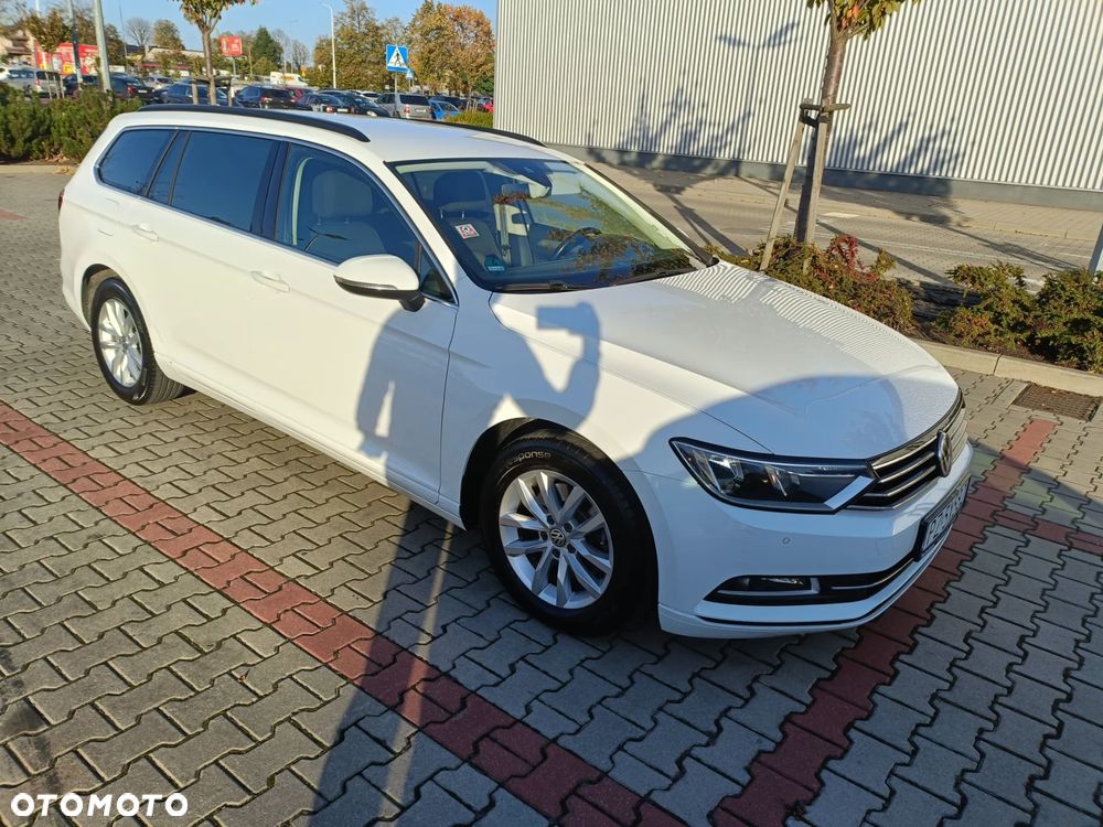 Volkswagen Passat Variant 2.0 TDI (BlueMotion Technology) Trendline - 5