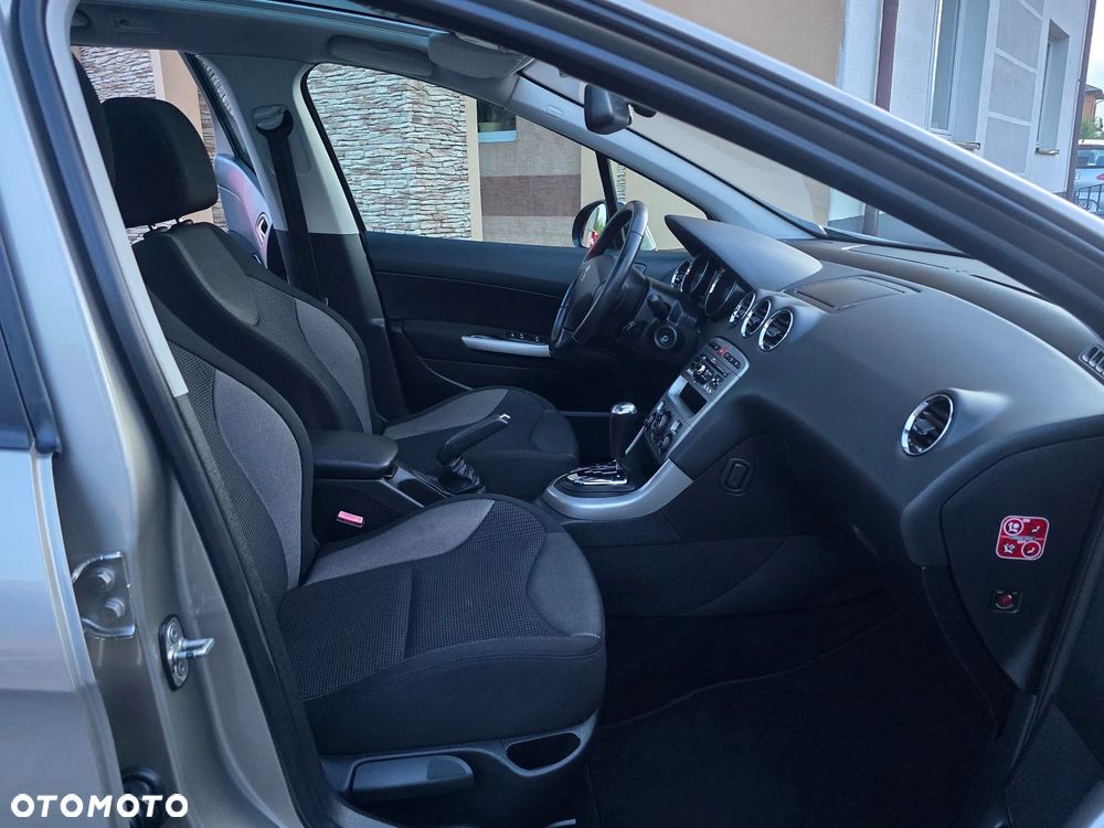 Peugeot 308 120 VTi Automatik Premium - 23