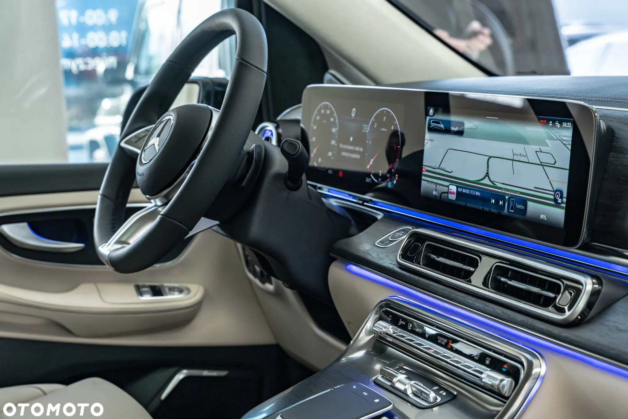 Mercedes-Benz Klasa V 300 d lang 4Matic 9G-TRONIC Exclusive Edition - 40
