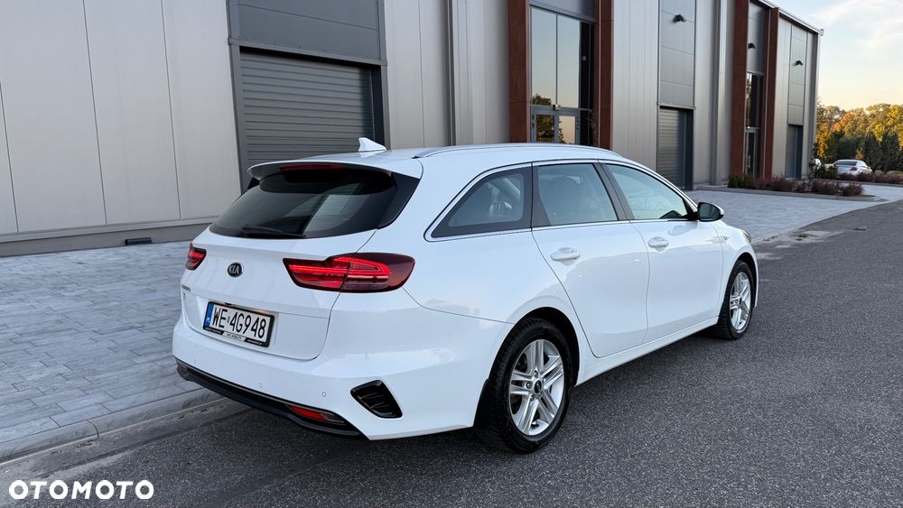 Kia Ceed 1.5 T-GDI M DCT - 2