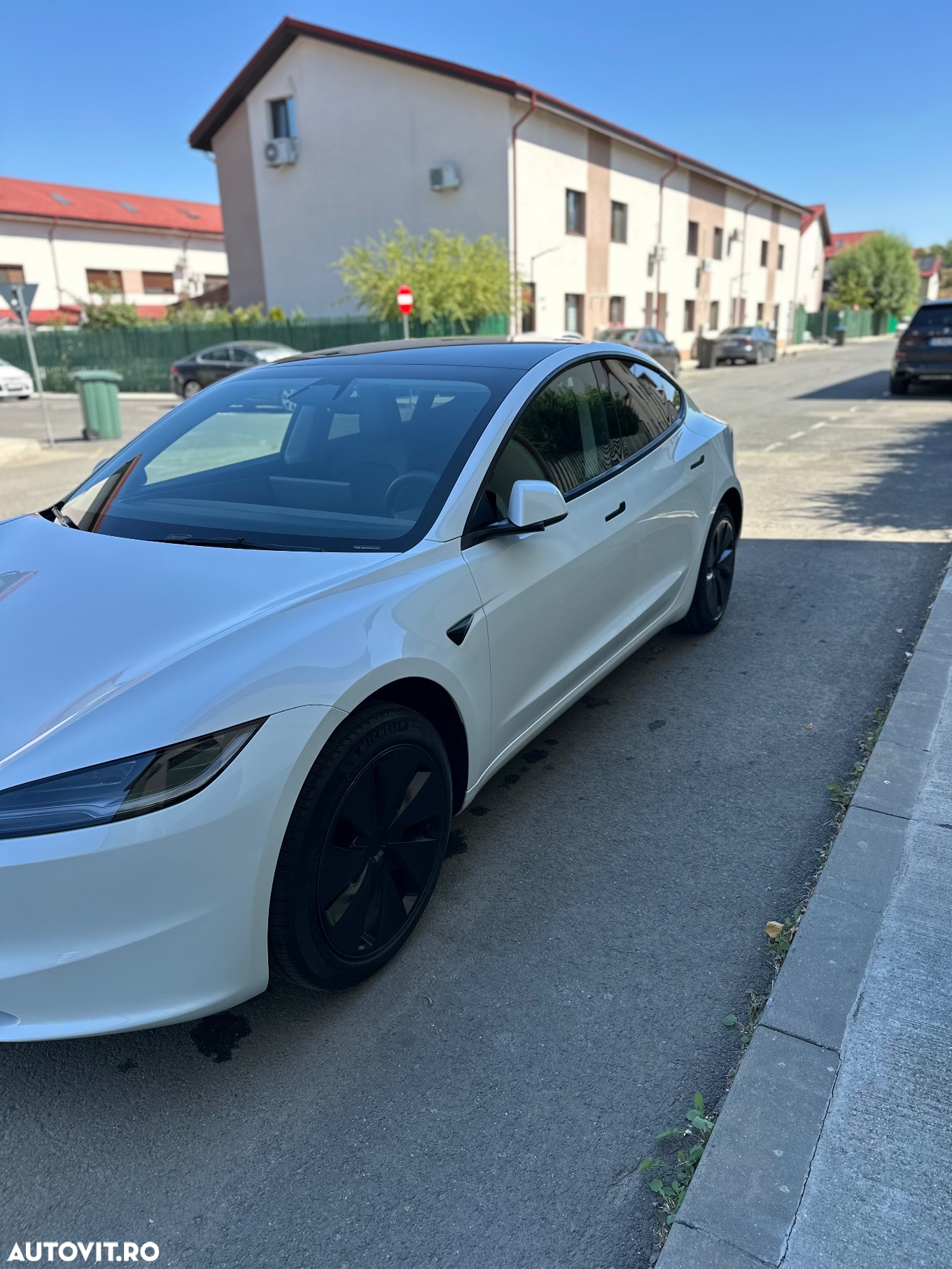 Tesla Model 3 RWD - 2
