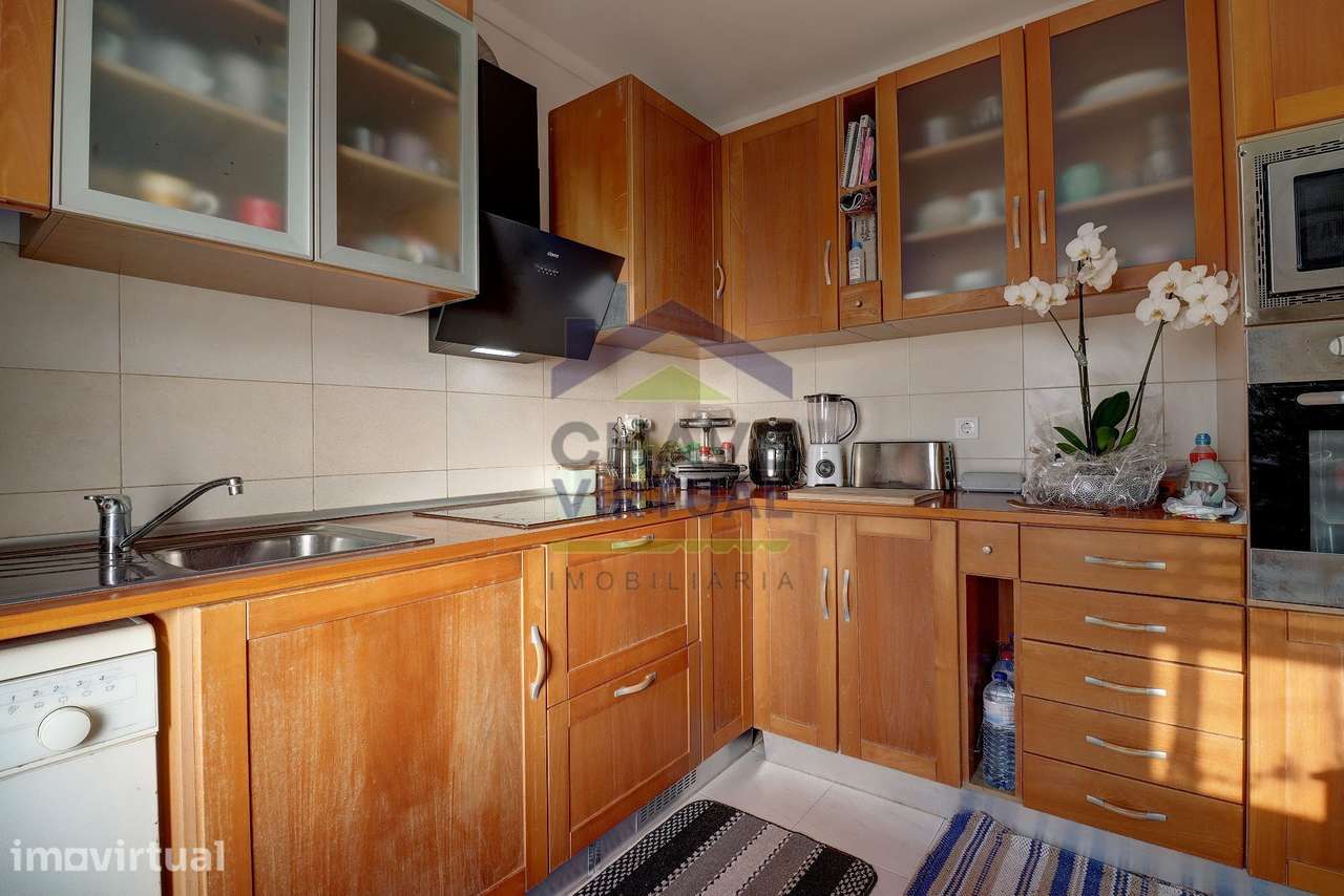 Apartamento T2 com Garagem e Sótão - Vale Covo, Bombarral - Grande imagem: 5/36