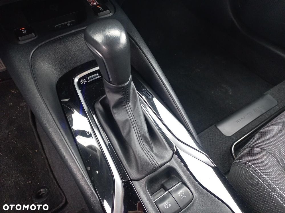 Toyota Corolla 1.8 Hybrid Comfort - 22