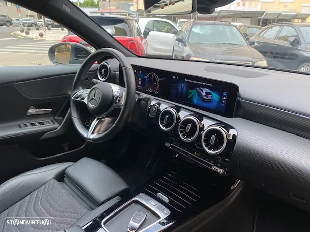 Mercedes-Benz A 250 e - 35