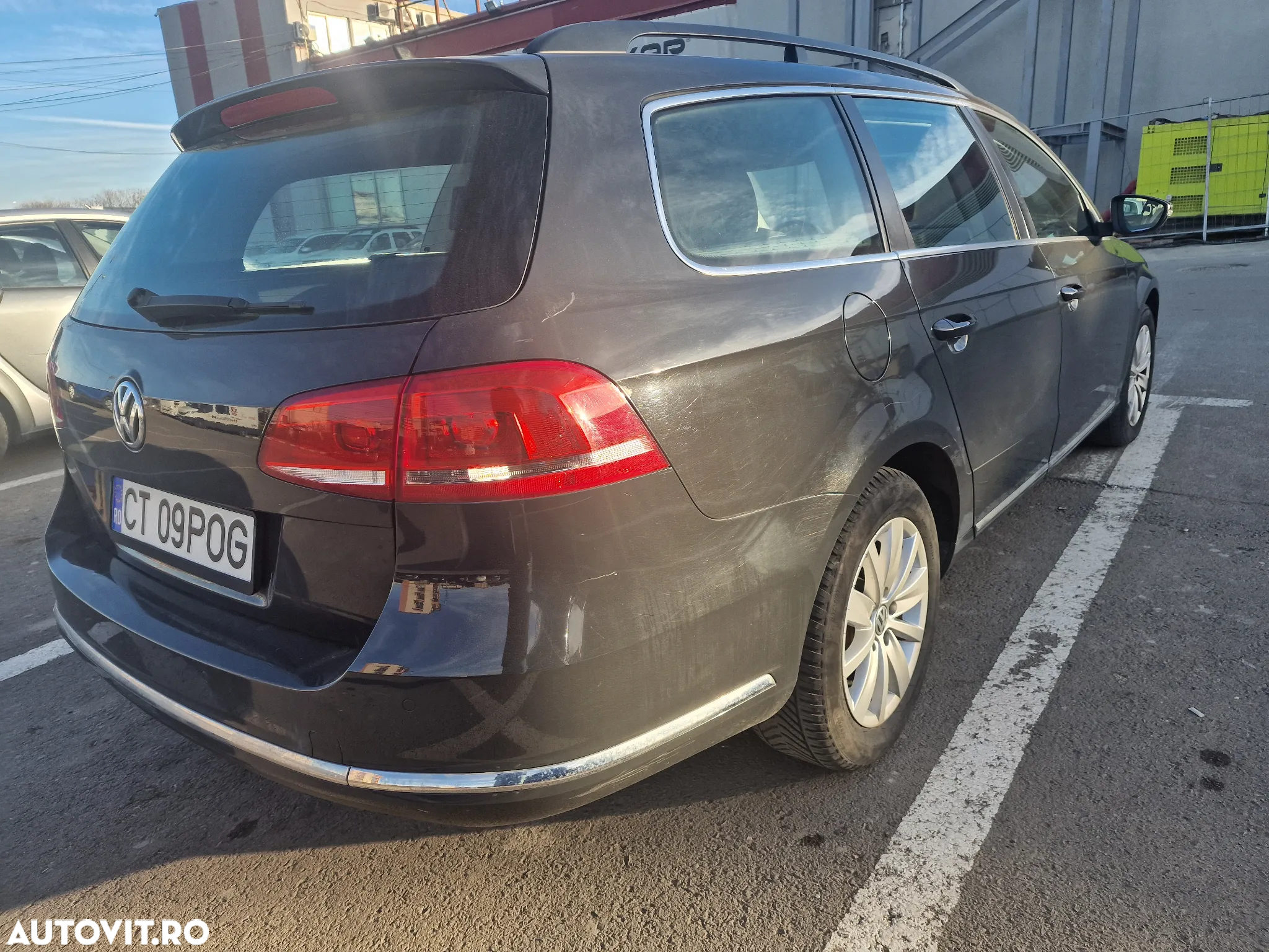 Volkswagen Passat - 2