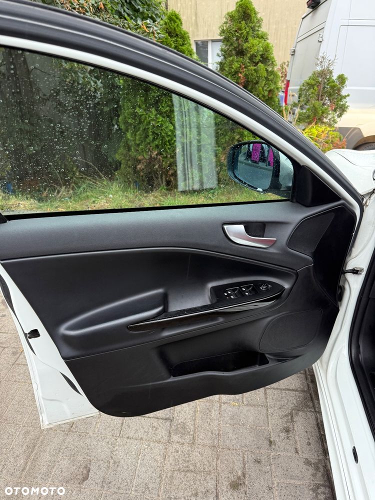 Alfa Romeo Giulietta 1.4 TB MultiAir Distinctive - 15