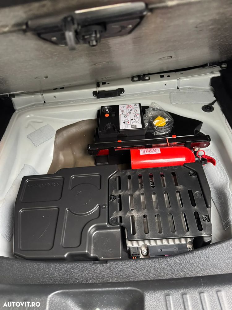 Mercedes-Benz GLA 250 4MATIC Aut. - 29