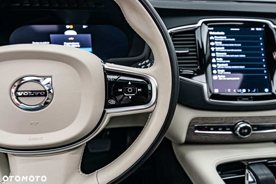 Volvo XC 90 - 20
