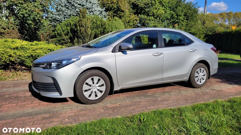 Toyota Corolla 1.6 Active - 3