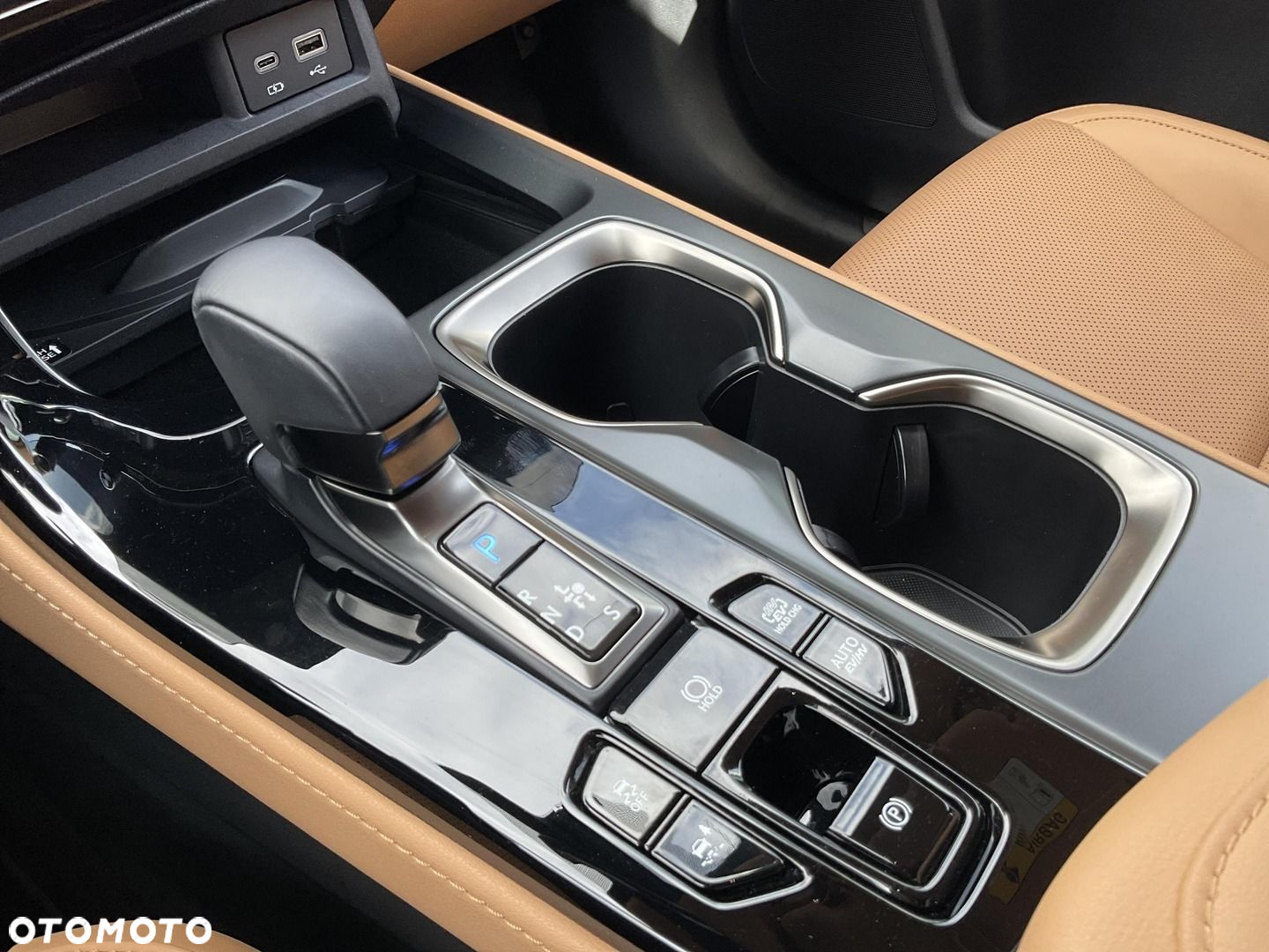 Lexus NX - 30