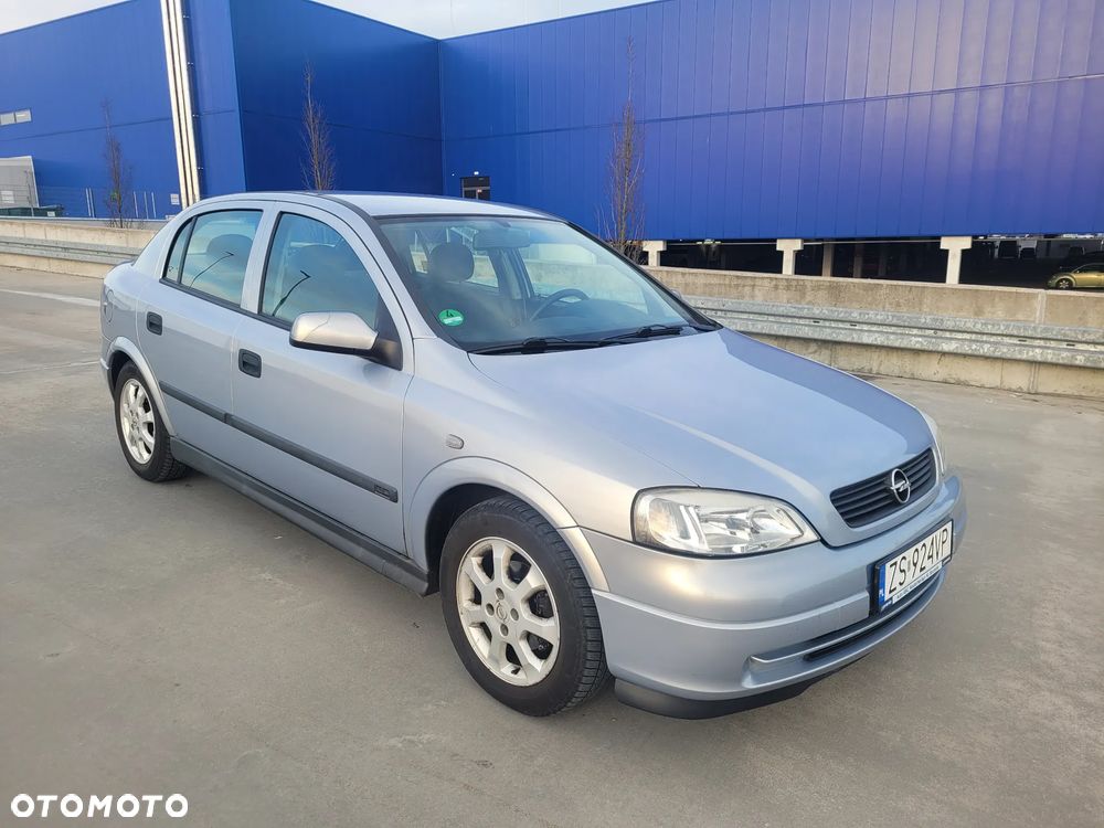 Opel Astra - 8