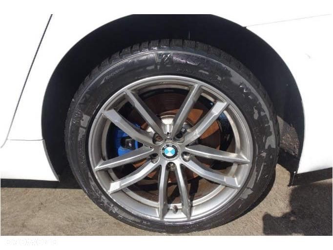 BMW Seria 5 530i Sport - 15