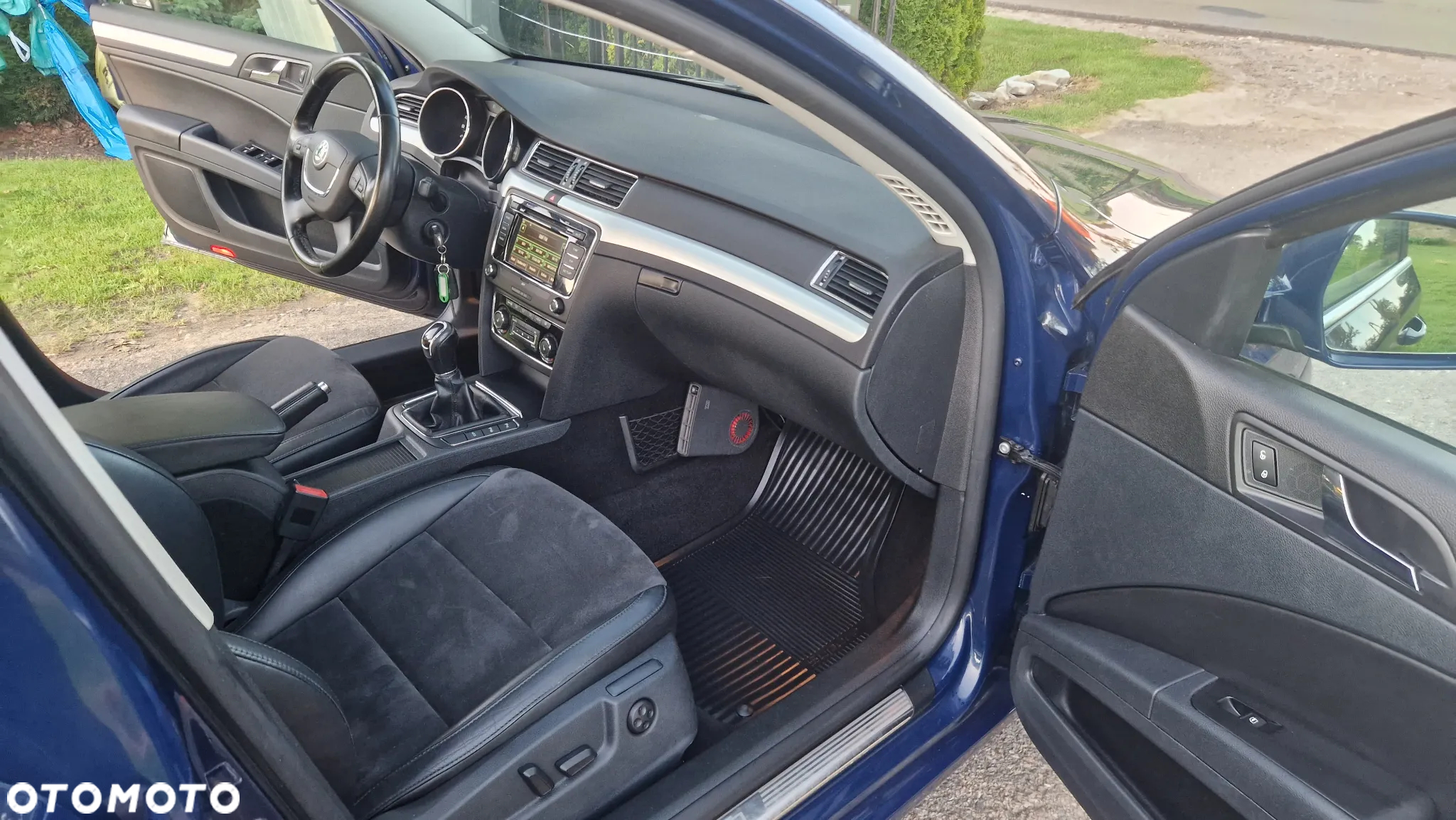 Skoda Superb 2.0 TDI 4x4 Elegance - 12