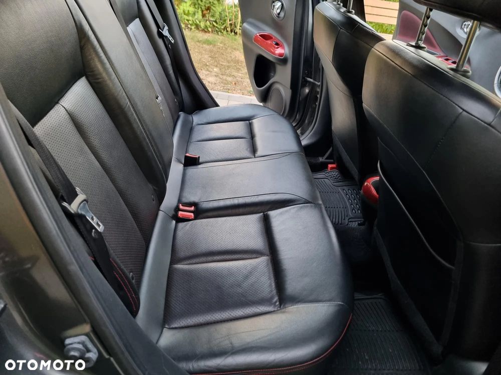Nissan Juke 1.6 DIG-T ALL-MODE 4x4i CVT Shiro - 23