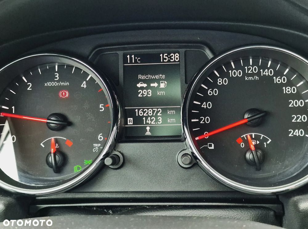 Nissan Qashqai 1.6 DCi Tekna - 40