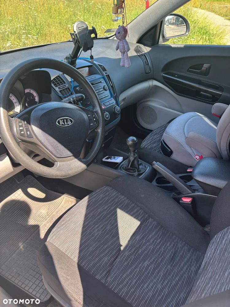 Kia Ceed 1.6 Crdi Comfort - 11