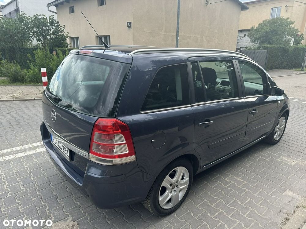 Opel Zafira - 7