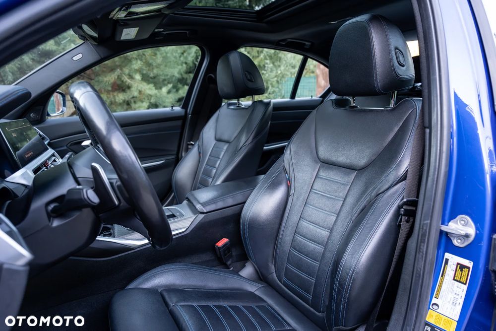 BMW Seria 3 M340i xDrive - 23