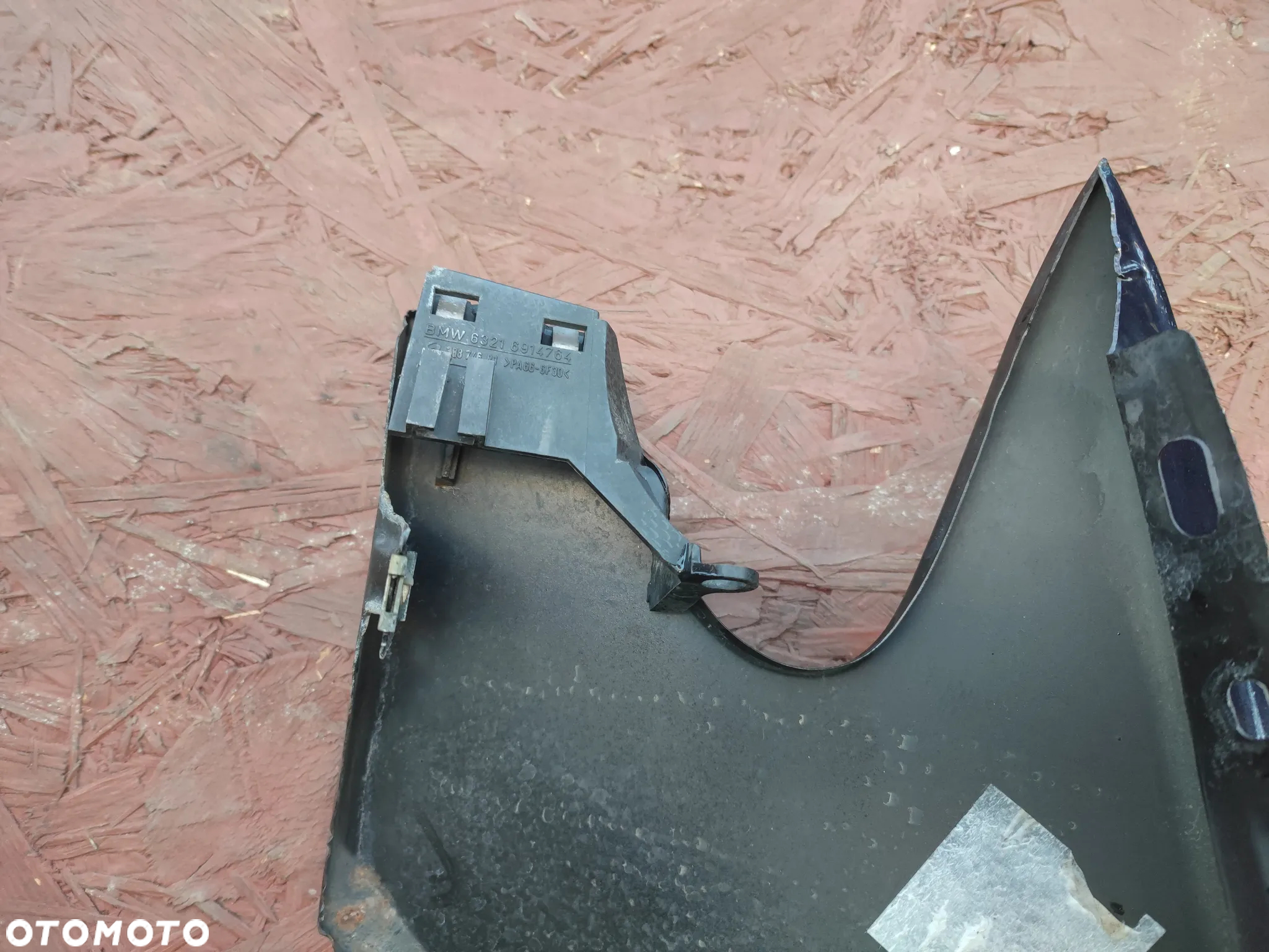 BMW E46 SEDAN / TOURING BŁOTNIK PRZEDNI PRAWY LIFT W KOLORZE ORIENTBLAU METALIC 317 O NR.  41 35 7 042 324 OEM W DOBRYM STANIE - 19