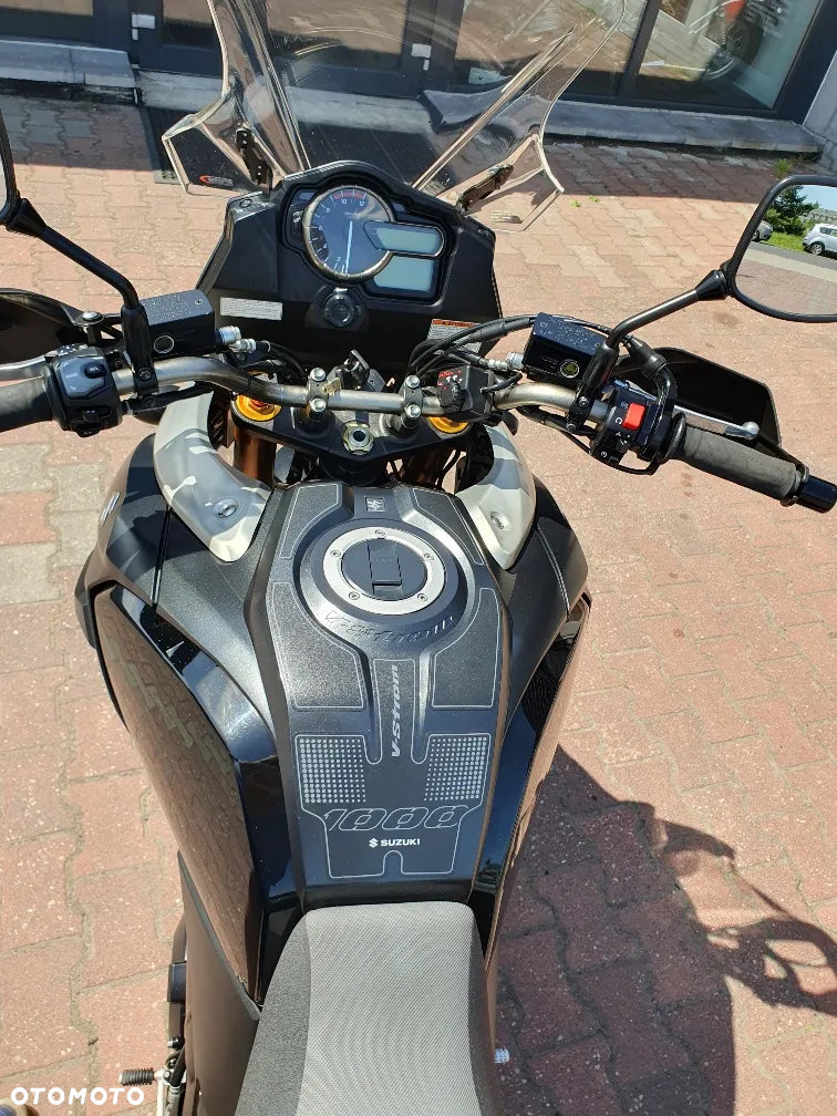 Suzuki DL - 18