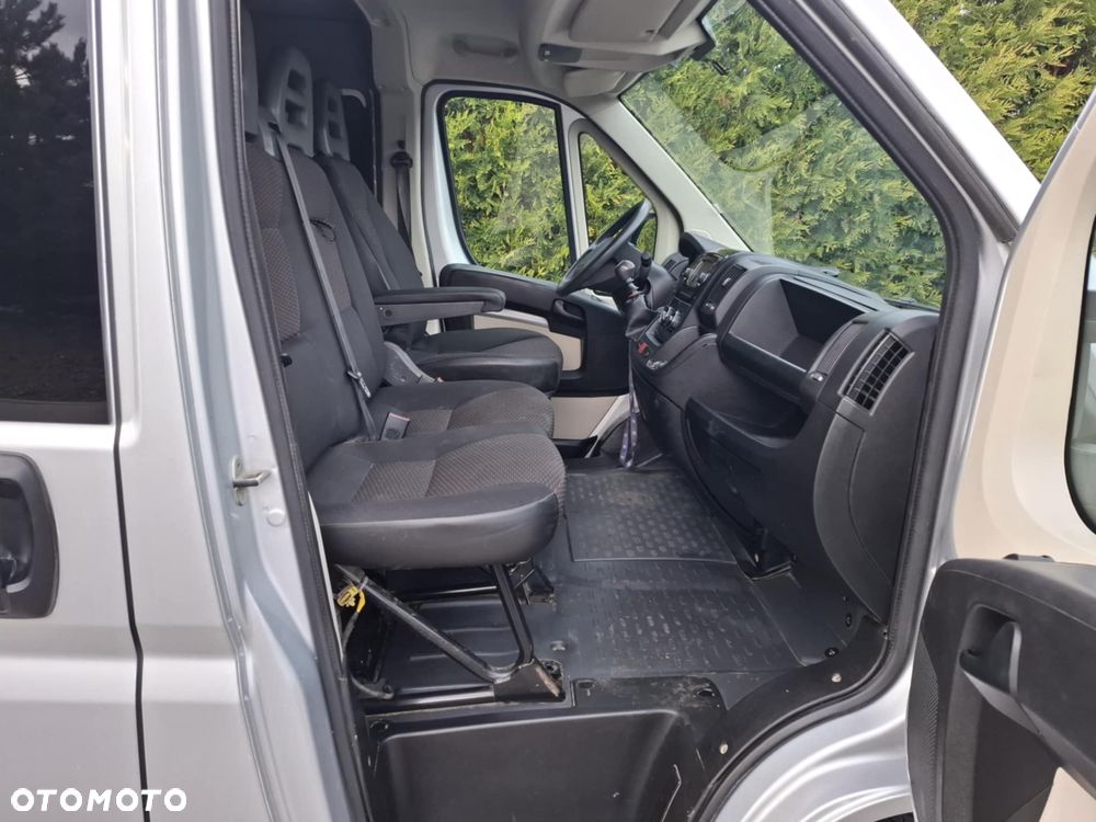 Peugeot BOXER 2.2 150 KM L3 H2 BRYGADÓWKA 7 OSÓB LEDY KLIMA TEMPOMAT HAK - 12